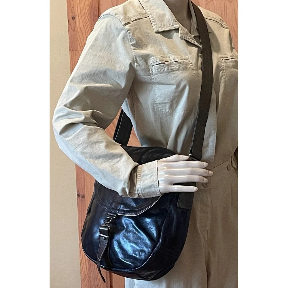 Rough & Tumble 1903 Dark Leather Saddle Crossbody Bag Made In Maine